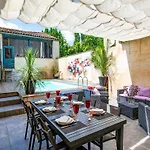 Mansion With Swimming Pool בית נופש