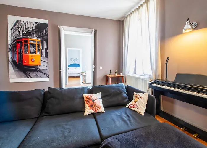 Mansion With Swimming Pool