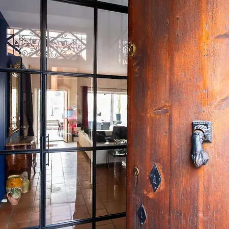 Σπίτι διακοπών Mansion With Swimming Pool Buzet-sur-Tarn