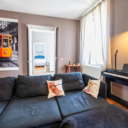 Mansion With Swimming Pool