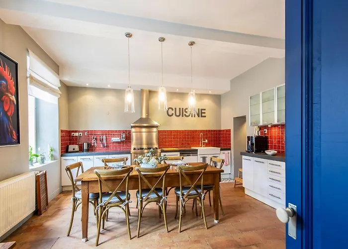 Mansion With Swimming Pool * Buzet-sur-Tarn